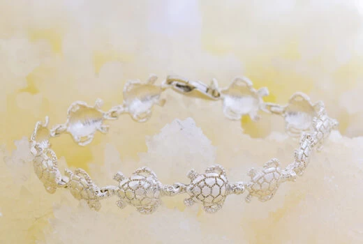 Sea Turtle Bracelet – Ocean-Inspired Elegance Available. in 14k, 18k White and Yellow Gold, and Silver